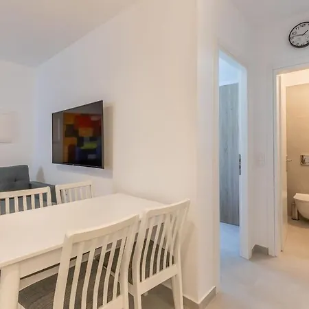 Mykonos Luxury With Jacuzzi * Άνω Μερά