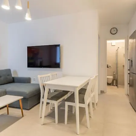 Apartament Mykonos Luxury With Jacuzzi *