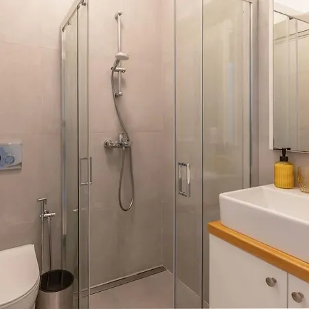 Mykonos Luxury With Jacuzzi Apartament