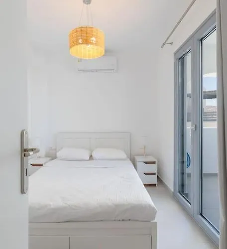 Mykonos Luxury With Jacuzzi