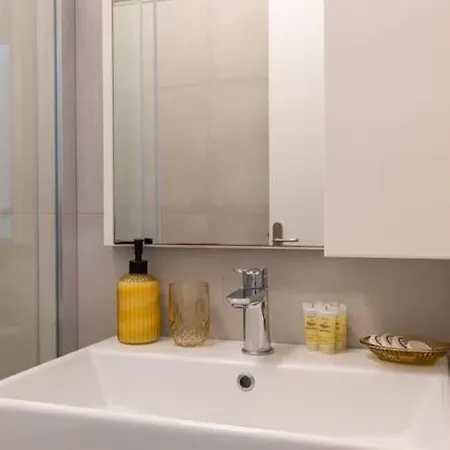 Mykonos Luxury With Jacuzzi * أنو ميرا